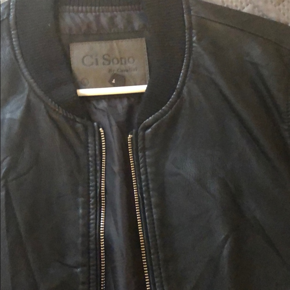 Jacket - Picture 2 of 4